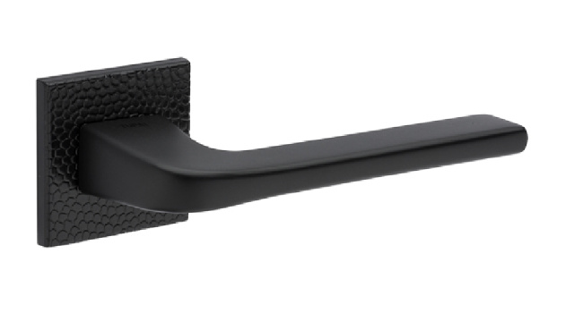 Mértola Pebbles Lever Handle, Black Pearl
